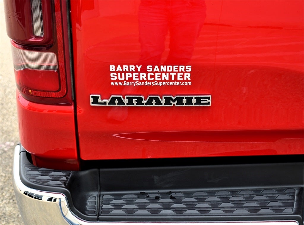 2024 RAM 1500 Laramie Crew Cab 4x4